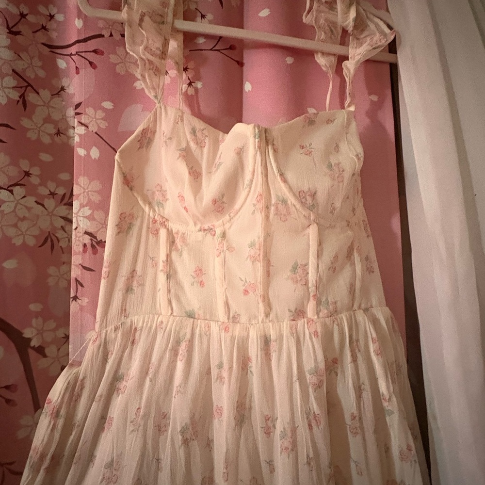 Floral Cream Maxi Dress